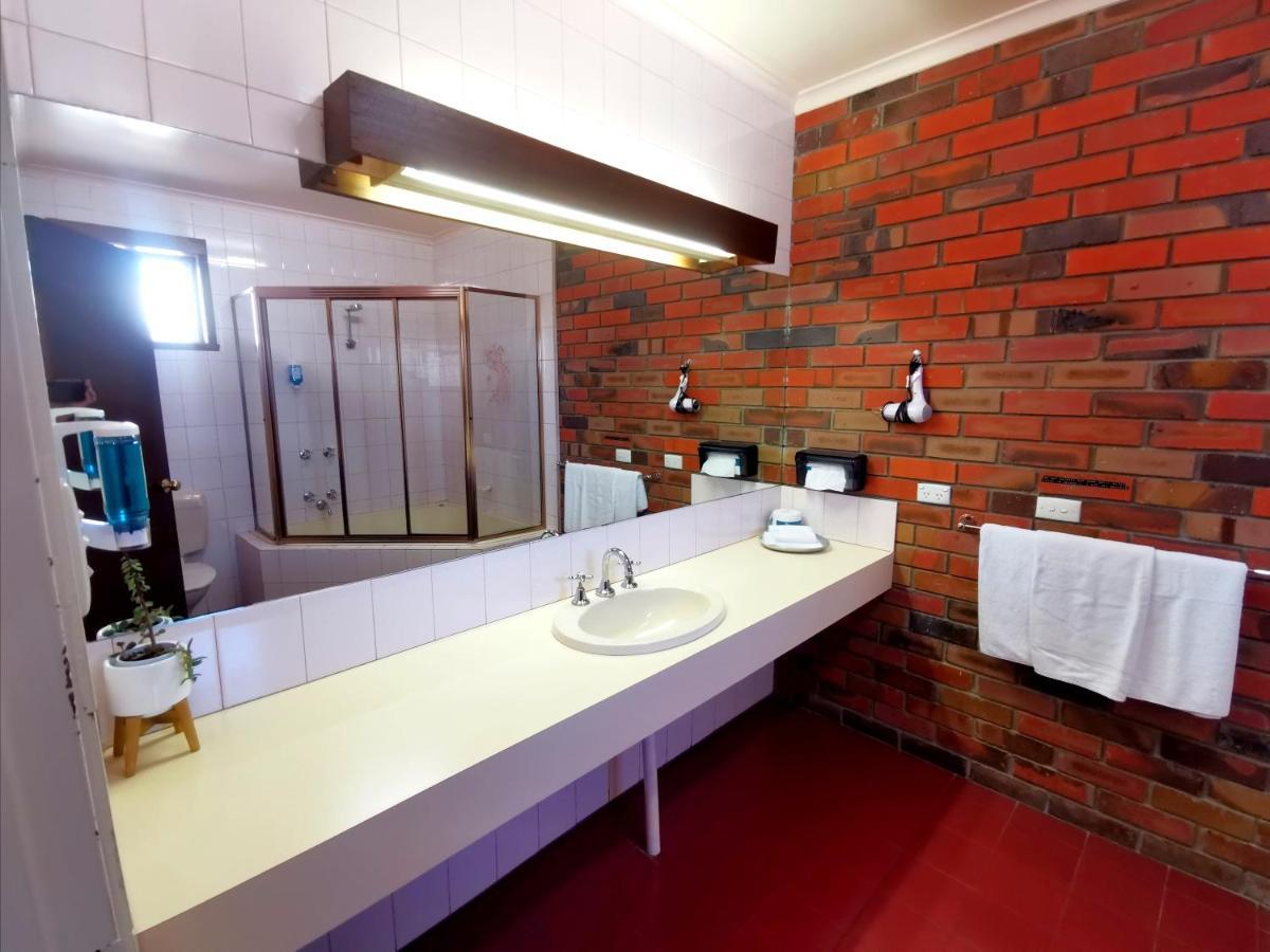 Town House Motor Inn Horsham Buitenkant foto