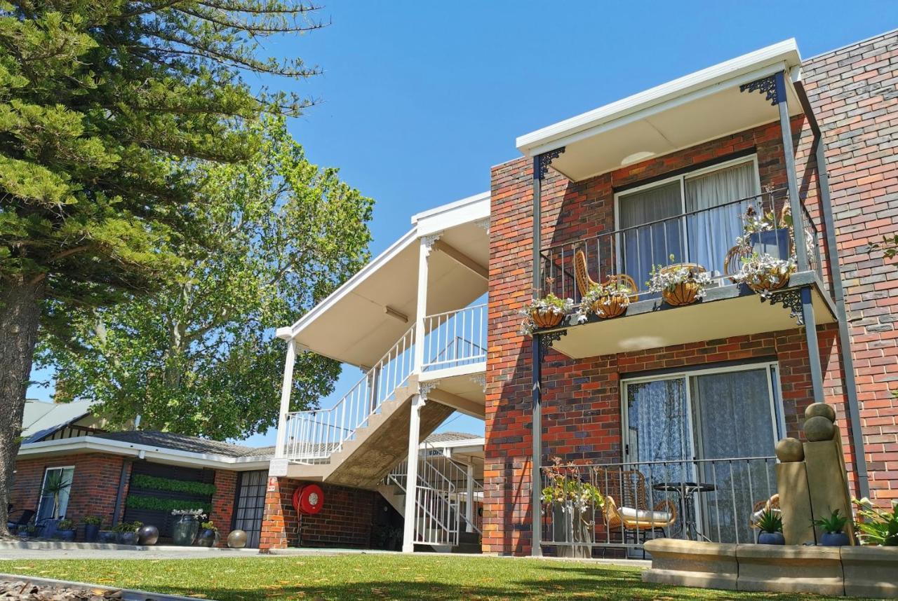 Town House Motor Inn Horsham Buitenkant foto