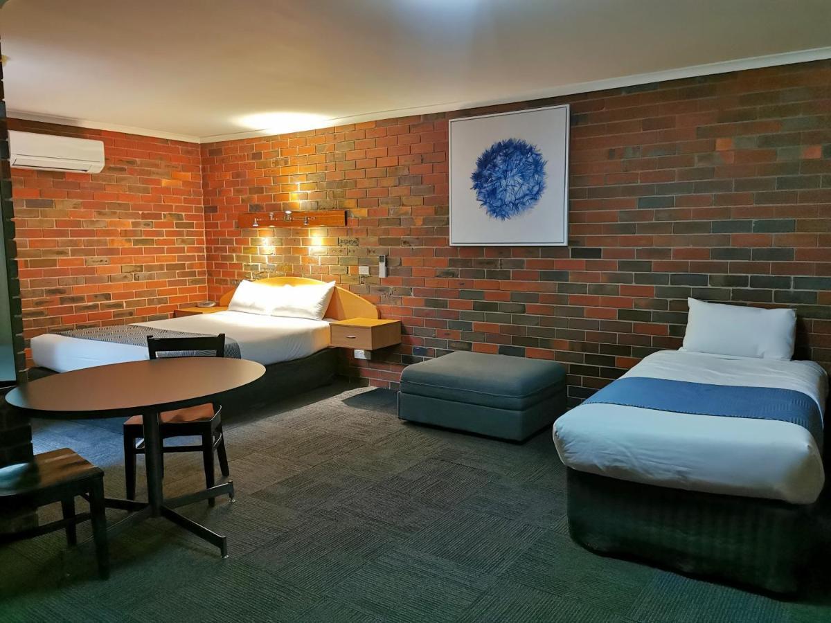 Town House Motor Inn Horsham Buitenkant foto